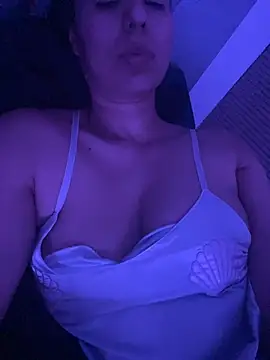 womantall99 online show from October 10, 2025, 3:05 am