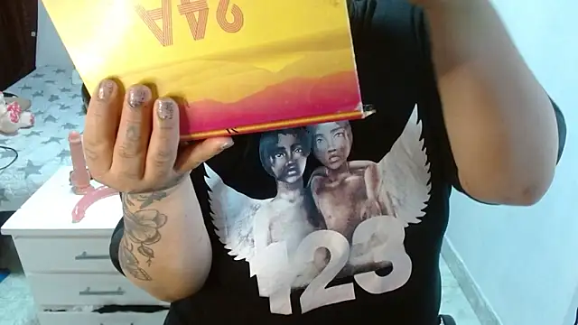 brittanysexhot online show from November 25, 2025, 3:23 pm