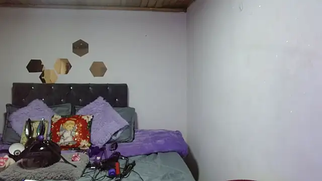 brittanysexhot online show from December 2, 2025, 7:09 pm