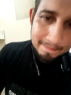 jonas90 online show from March 4, 2025, 6:39 pm