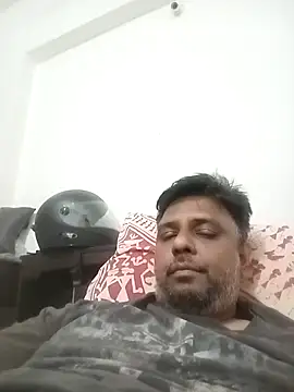 Snapshot of jemes21in chatting on November 23, 2025, 6:30 pm jemes21in online show from November 23, 2025, 6:30 pm