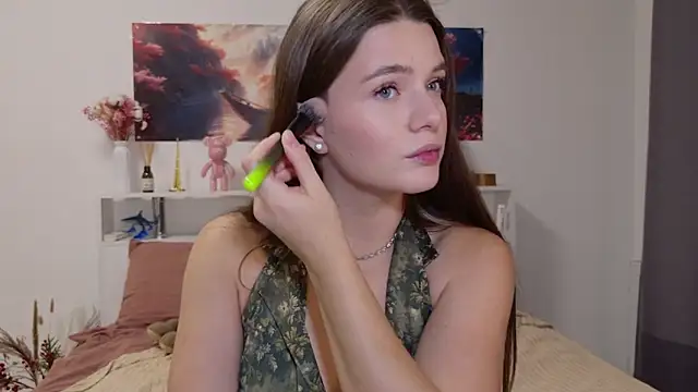 Nellie Medina online show from October 11, 2025, 8:29 pm