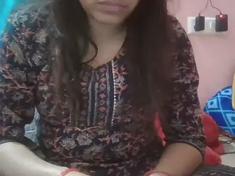 Hot-shanvi online show from March 8, 2025, 9:50 am