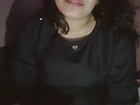 Hot-shanvi online show from October 5, 2025, 6:17 pm