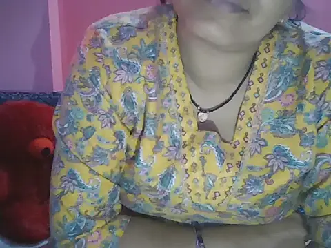 Hot-shanvi online show from February 25, 2026, 6:01 am