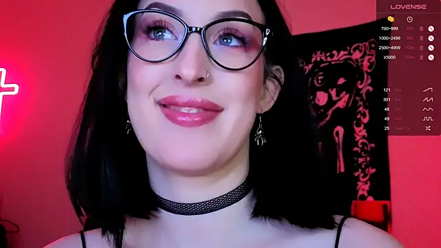 Miss Alice   online show from October 18, 2025, 12:35 am