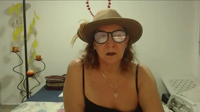 milchanel online show from March 5, 2025, 5:18 am