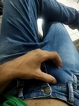 fredfgr online show from April 6, 2026, 9:32 am