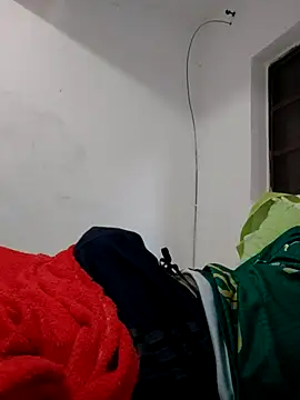 fredfgr online show from April 19, 2026, 8:33 pm