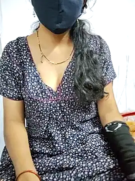 lovelygirl4567 online show from February 16, 2025, 1:05 pm