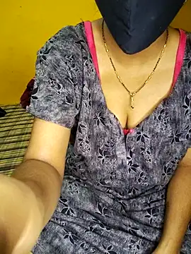 lovelygirl4567 online show from March 6, 2025, 3:56 pm