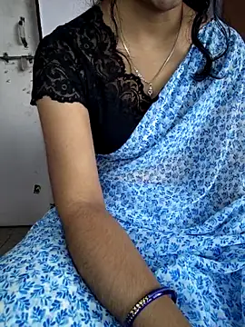 lovelygirl4567 online show from February 15, 2026, 4:53 am