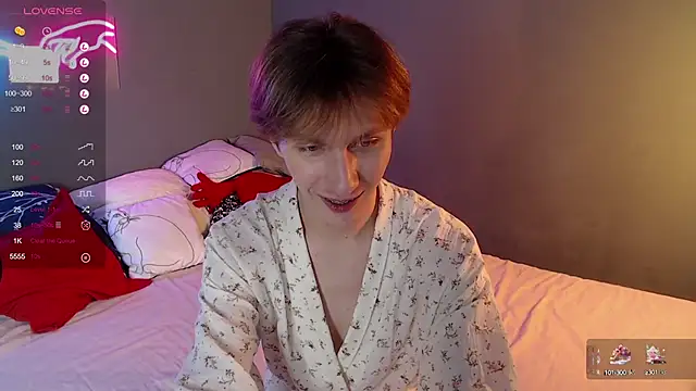 Snapshot of Adrian_Di chatting on January 13, 2025, 2:21 pm Adrian Di online show from January 13, 2025, 2:21 pm