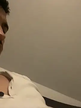 Demonpull69 online show from March 2, 2025, 9:32 pm