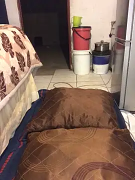 MKbesxxx online show from March 17, 2026, 6:11 pm