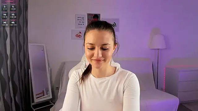 MiaVixxen online show from January 14, 2025, 9:13 am