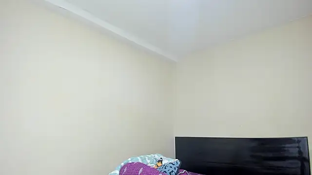 madisonbrunette online show from March 9, 2025, 4:05 am