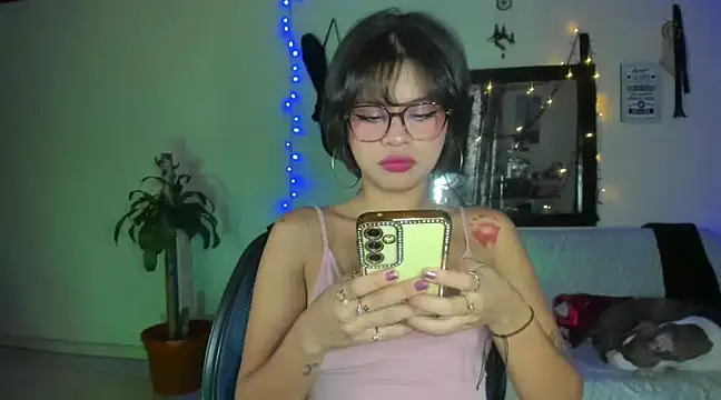 lilithbaph online show from January 19, 2025, 3:18 am