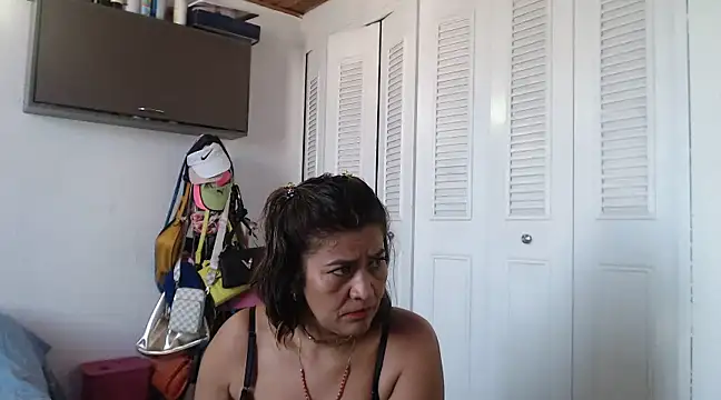 CamilaLix online show from January 16, 2025, 3:24 pm