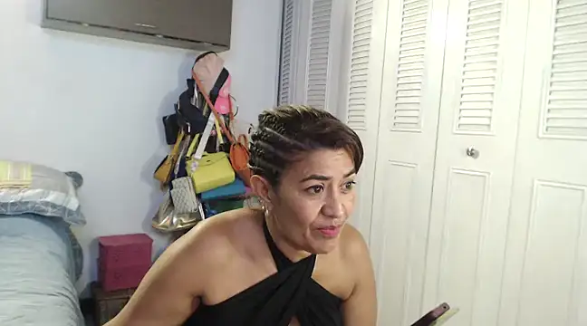 CamilaLix online show from January 28, 2025, 12:47 am