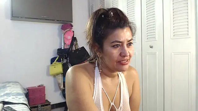 CamilaLix online show from February 28, 2025, 3:26 am