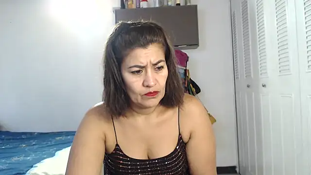 CamilaLix online show from March 12, 2025, 11:01 pm