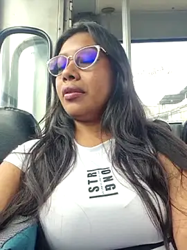 PaulaOrtiz 1 online show from December 16, 2025, 4:12 pm