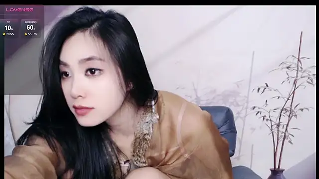 xiaotiantian-76 online show from February 26, 2025, 2:37 am