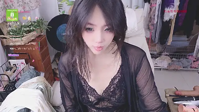 xiaotiantian-76 online show from June 3, 2026, 2:47 am