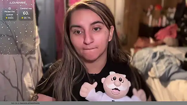 mamifresita online show from January 7, 2026, 2:03 am