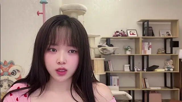 Chenjing0 online show from November 11, 2025, 3:34 pm