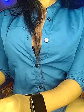 Snapshot of Hot__sallie chatting on January 25, 2025, 11:44 am Hot sallie online show from January 25, 2025, 11:44 am