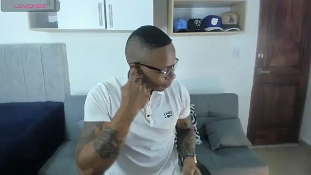 Josep Ston online show from November 17, 2025, 2:50 am