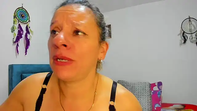 sofi saliva2511 online show from March 20, 2025, 3:45 am