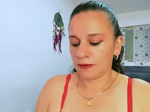 sofi saliva2511 online show from November 2, 2025, 6:21 pm