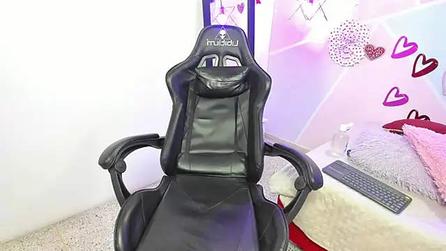 katy handerson online show from February 26, 2025, 10:53 pm