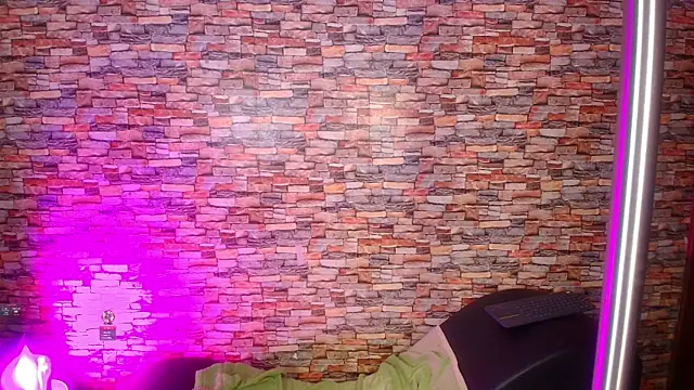 katy handerson online show from October 9, 2025, 8:51 pm