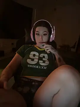 ParkerGYATT online show from April 10, 2026, 6:51 am