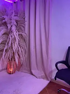 ariadna cooper online show from September 12, 2025, 5:51 am