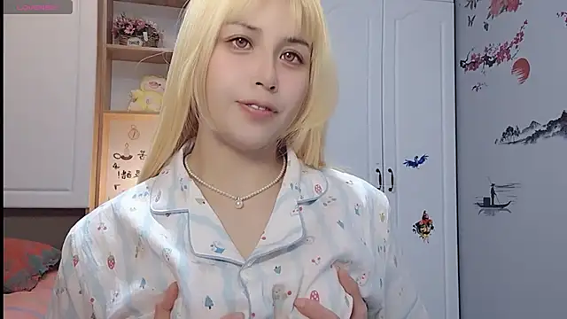 Snapshot of Lucky-xiuxiu chatting on February 23, 2025, 4:13 pm Lucky-xiuxiu online show from February 23, 2025, 4:13 pm