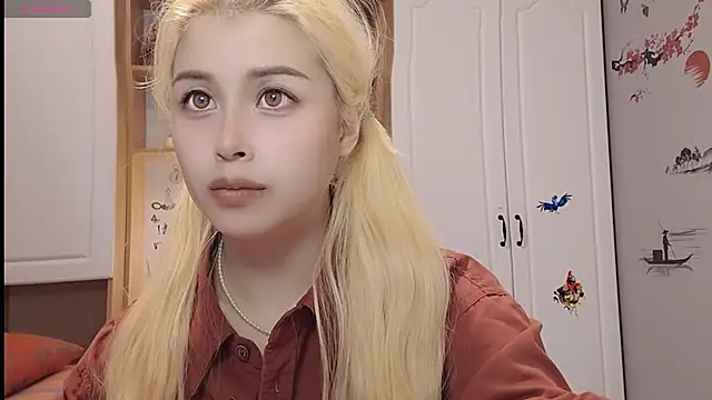 Snapshot of Lucky-xiuxiu chatting on February 26, 2025, 4:25 am Lucky-xiuxiu online show from February 26, 2025, 4:25 am