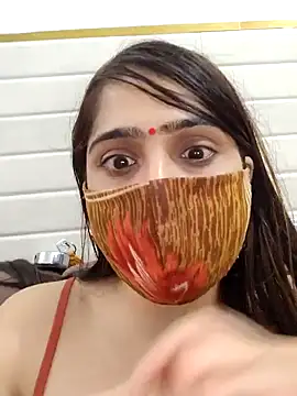 shreya1765 online show from January 7, 2025, 2:41 pm