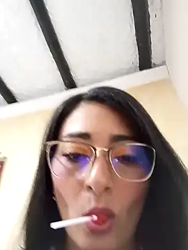 BELLA--26 online show from February 5, 2025, 5:53 pm