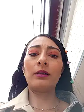 BELLA--26 online show from February 12, 2025, 7:24 pm