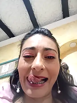 BELLA--26 online show from February 15, 2025, 8:33 pm