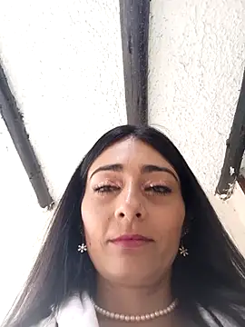 BELLA--26 online show from March 7, 2025, 7:27 pm