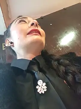 BELLA--26 online show from March 19, 2025, 2:57 pm