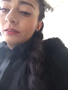 BELLA--26 online show from March 19, 2025, 8:54 pm