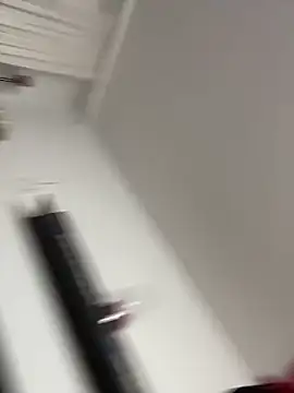 Mia-Fuchs online show from September 22, 2025, 2:13 am