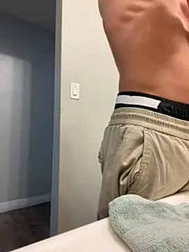 Snapshot of leisurelycriminal chatting on March 21, 2025, 4:51 pm leisurelycriminal online show from March 21, 2025, 4:51 pm